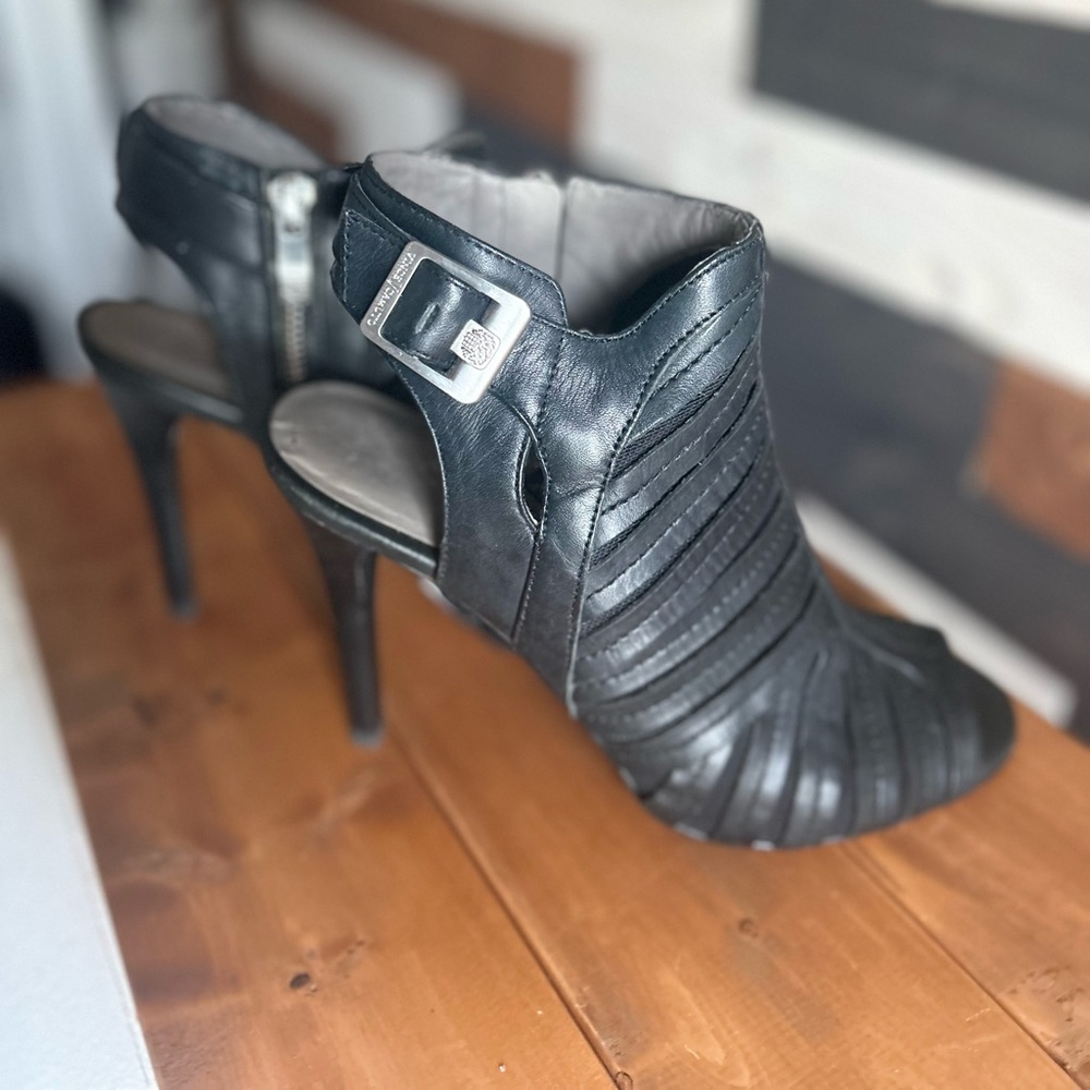 Peep toe high heels booties Vine Camuto